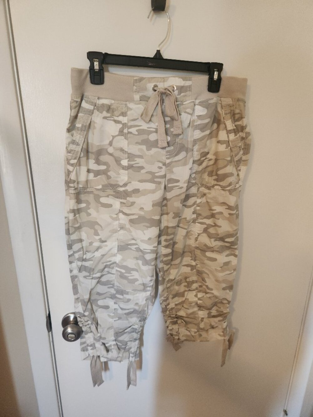 Calvin Klein capri